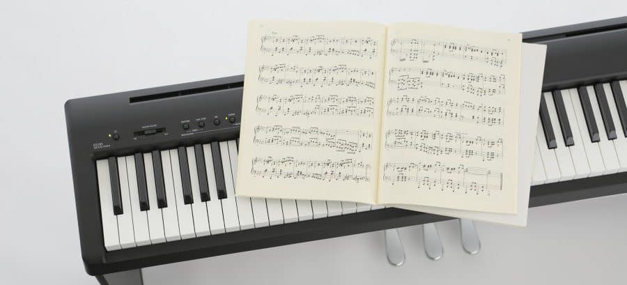Kawai ES-110 E-Piano mit Noten