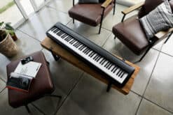 KAWAI ES-120 E-Piano im Raum