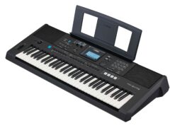 Yamaha PSR-E473 Overview Rechts mit Notenpult