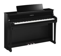 YAMAHA CLP-875 PE