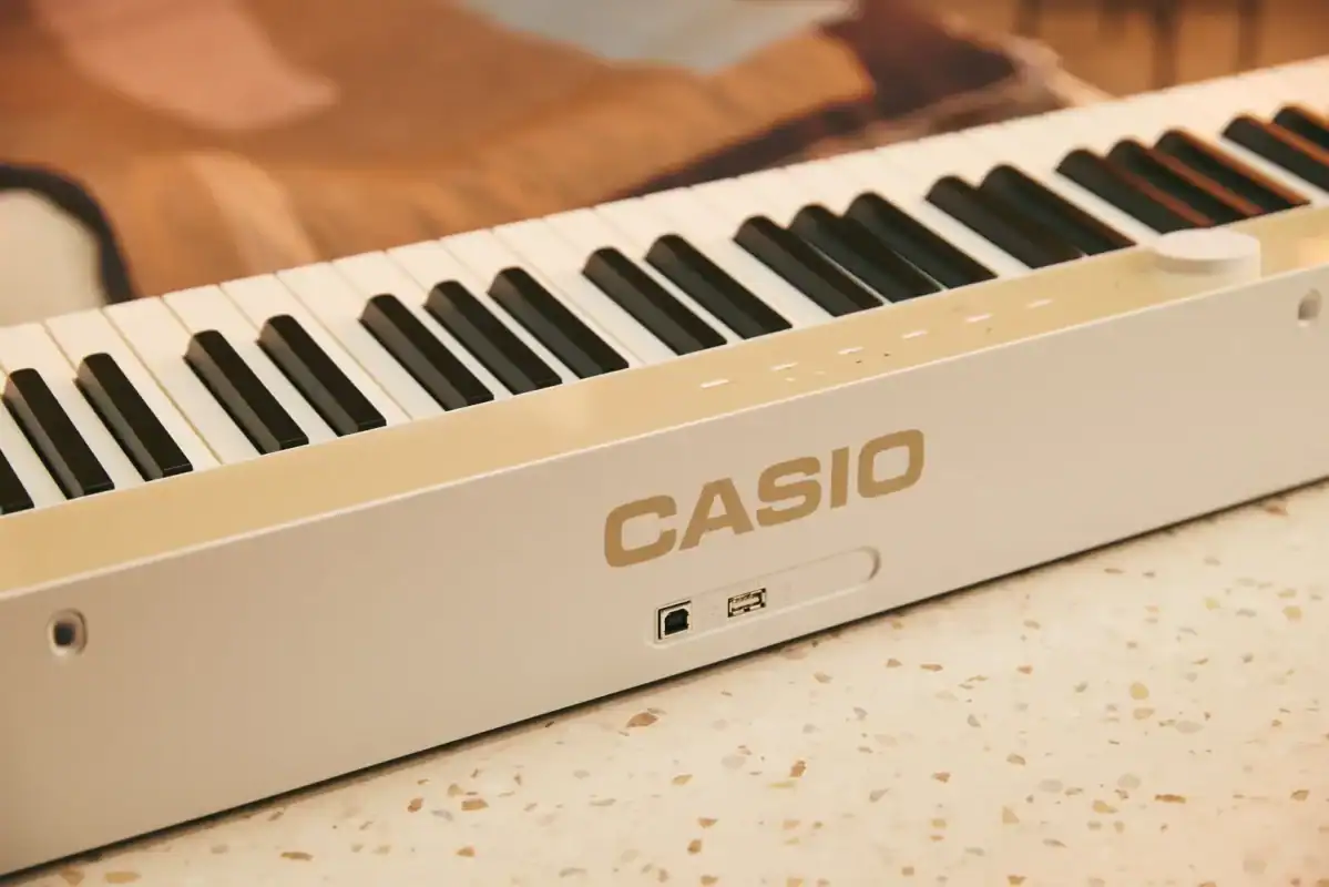 Casio PX-S1100 in Mellow Beige...